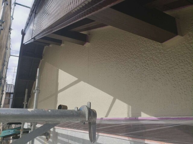 矢切部スタッコ壁（上塗り完了）